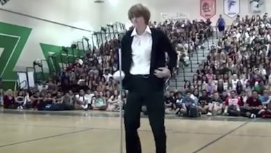 Photo of When the Quiet Kid Stepped into the Spotlight The Bullies Gasped and Chuckles Turned to Music