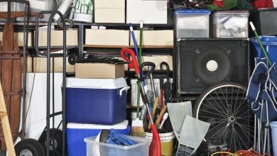 Photo of Woman Notices Her Red Dress & High Heels Disappeared, Finds Them Hidden in Her Husband’s Garage