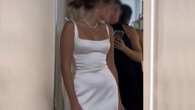 Photo of My future-wife’s bridesmaid sent me this picture of my wife and I cancelled the wedding