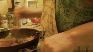 Photo of Am I Wrong for Kicking My Mother-in-Law Out after the Dinner She Cooked Me?