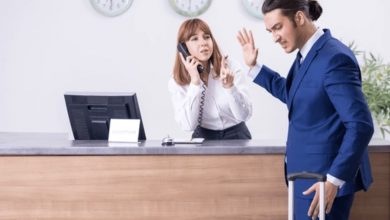 Photo of Wealthy Hotel Visitor Demeaned Me in Front of His Young Companion — I, the Receptionist, Delivered a Stern Retribution