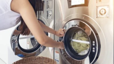 Photo of A Woman at Our Neighborhood Laundry Shop Persistently Took My Husband’s Attire – When I Approached Her, the Reality Left Me Astonished