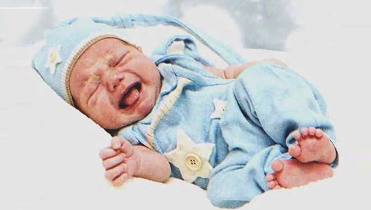 A Nurse Hands a Woman the Wrong Baby, Leaving the New Mother Shocked ...