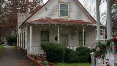 Photo of After her divorce, my husband’s sister moved in, and one day I returned home to find all my belongings thrown out