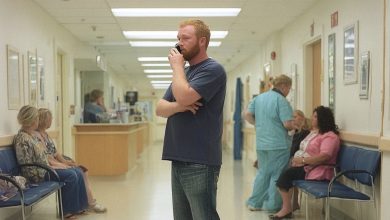 Photo of One Glance at the Hospital Waiting Room and a Single Message from My Husband Destroyed Our Marriage