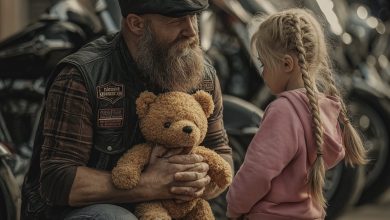 Photo of The Moment My Little Girl’s Kind Words Broke the Scariest Biker’s Heart
