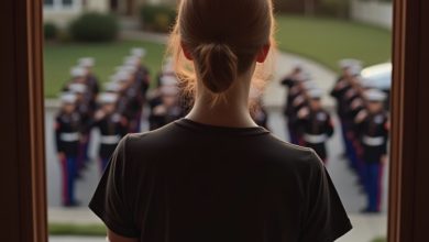 Photo of “An EMT’s Brave Choice Brought Over 100 Marines to Her Front Door”