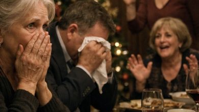 Photo of At Our Christmas Dinner, My Daughter-in-Law Laughed at a Family Heirloom — What Happened Next Changed Everything