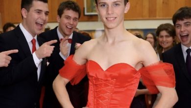 Photo of When My Son Walked Into Graduation in a Red Dress, People Laughed — Until He Revealed the Truth No One Expected