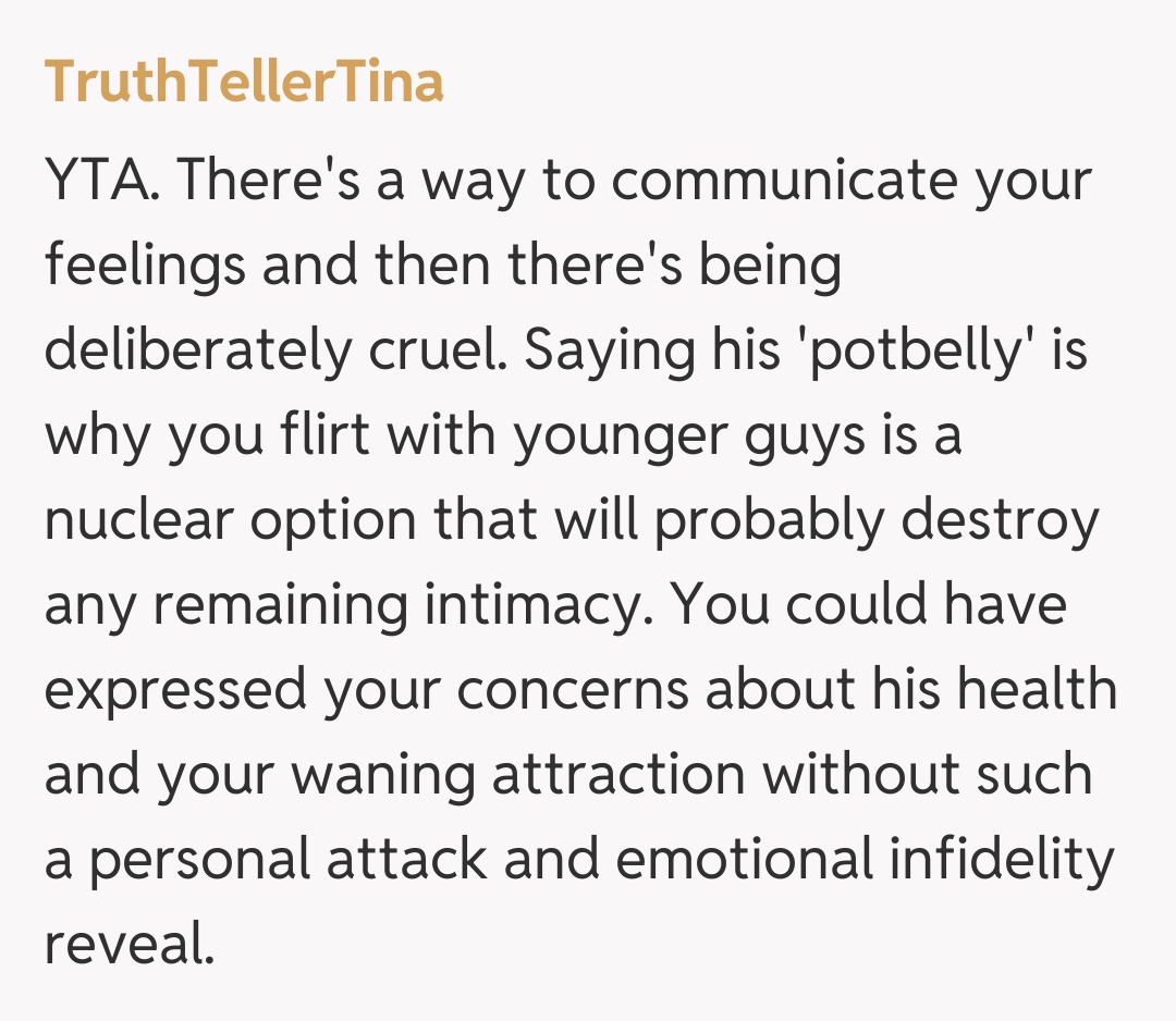 Comentariu de la TruthTellerTina