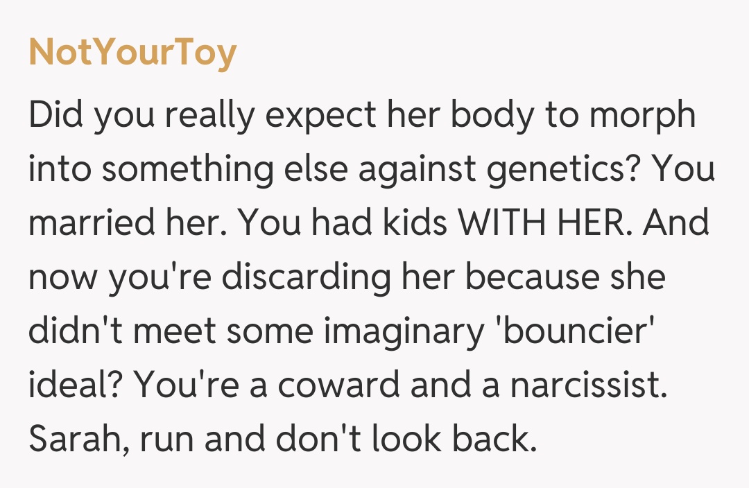 Comentariu de la NotYourToy