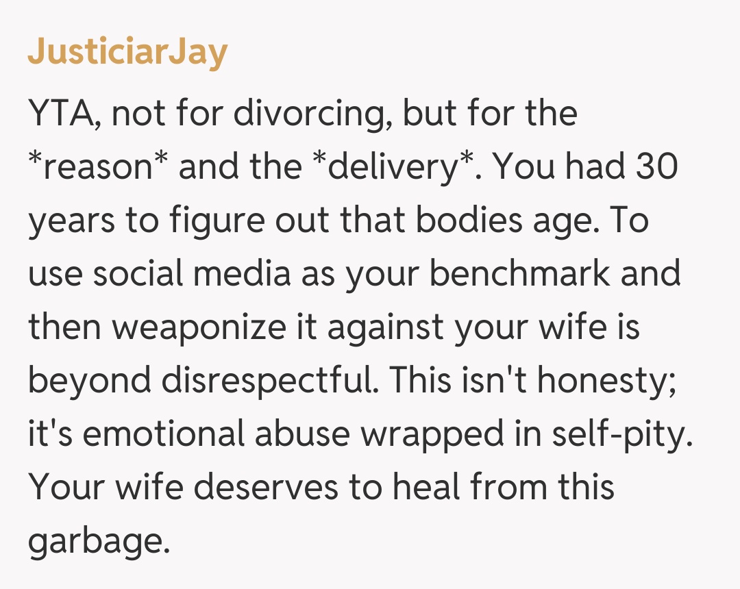 Comentariu de la JusticiarJay