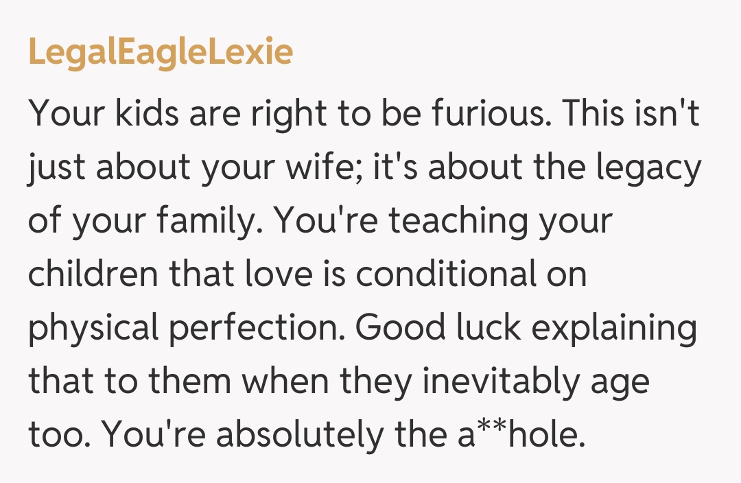 Comentariu de la LegalEagleLexie