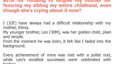 Photo of AITA for refusing to forgive my mother for favoring my sibling my entire childhood, even though she’s crying about it now?