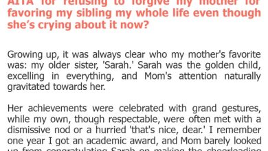 Photo of AITA for refusing to forgive my mother for favoring my sibling my whole life even though she’s crying about it now?