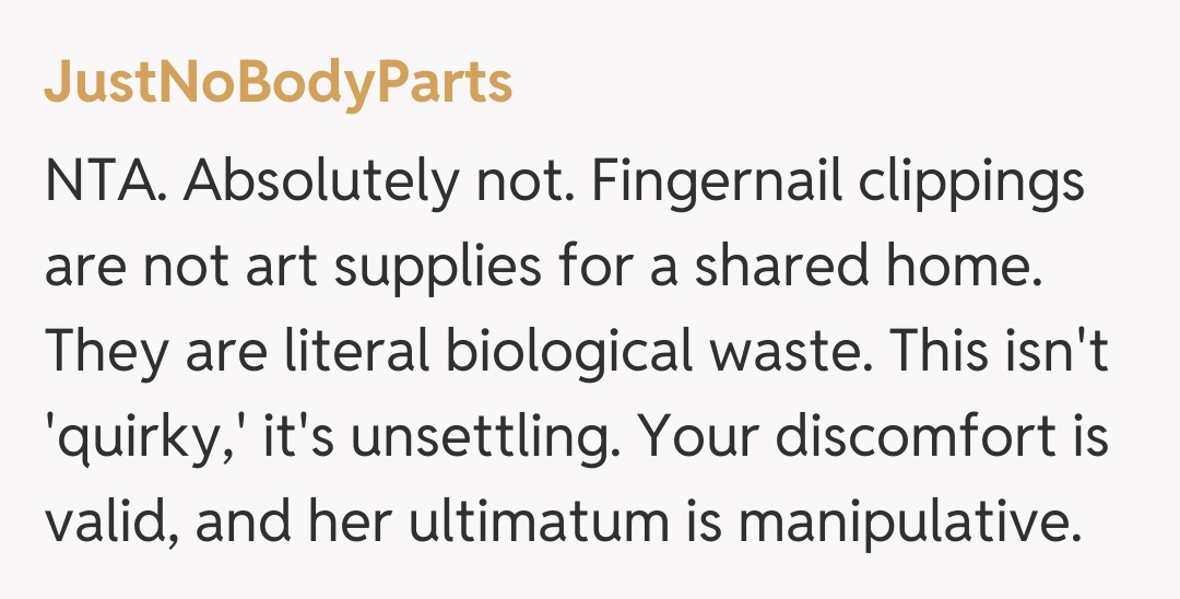 Comentariu de la JustNoBodyParts