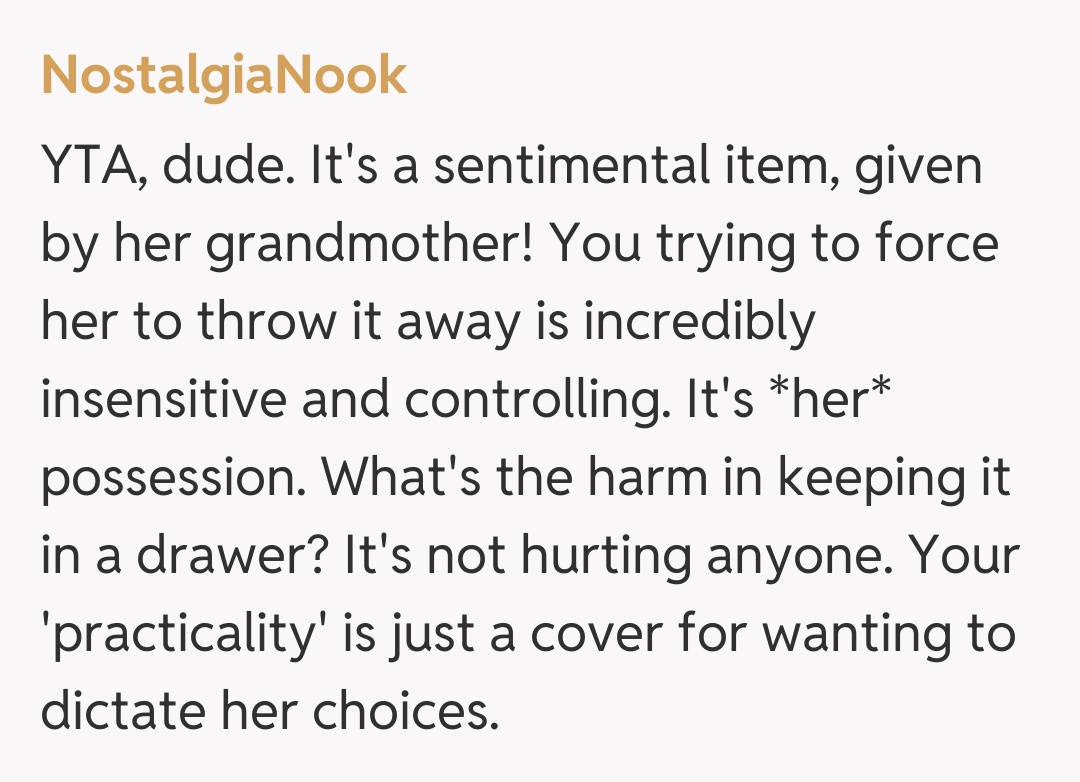 Comentariu de la NostalgiaNook