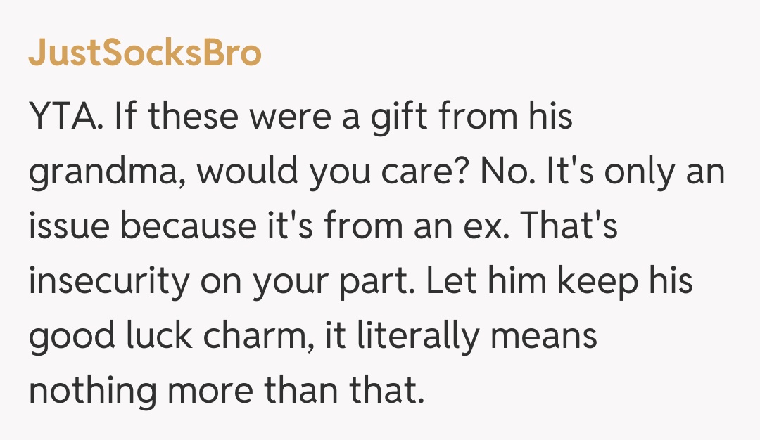 Comentariu de la JustSocksBro