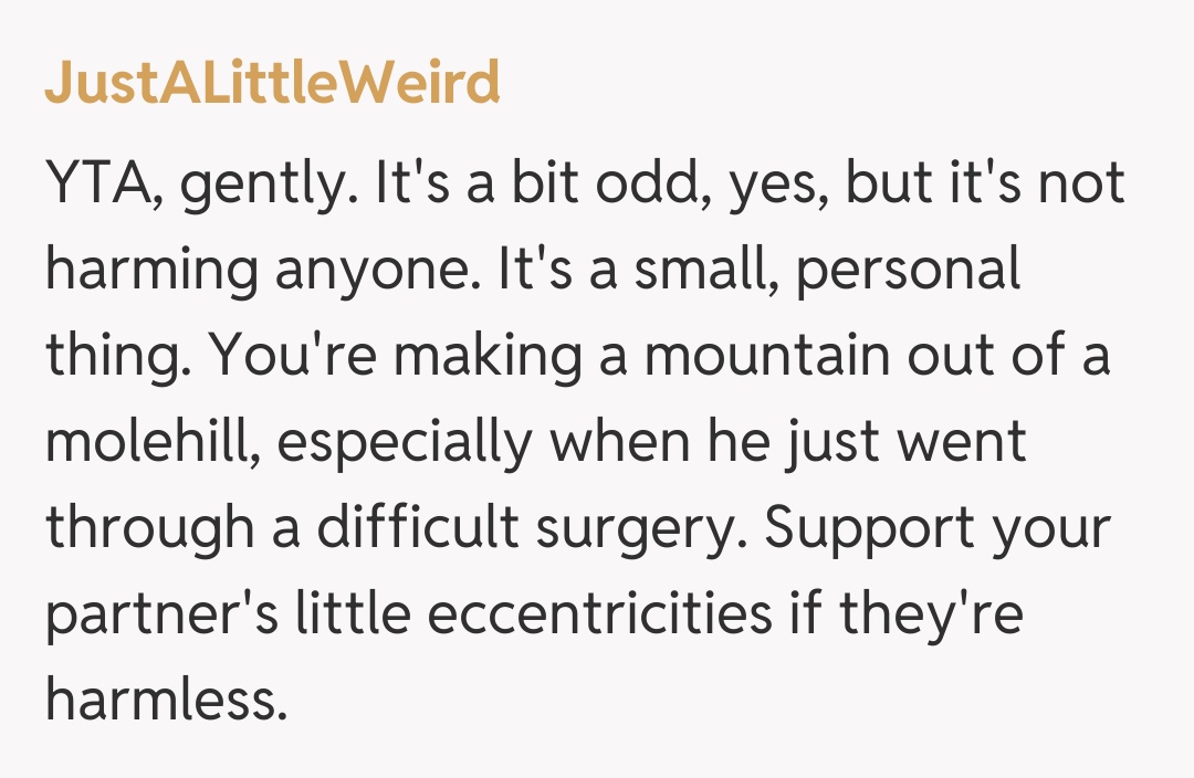 Comentariu de la JustALittleWeird