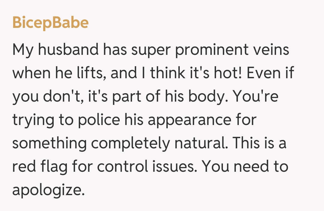 Comentariu de la BicepBabe