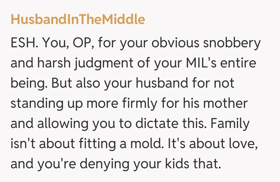 Comentariu de la HusbandInTheMiddle