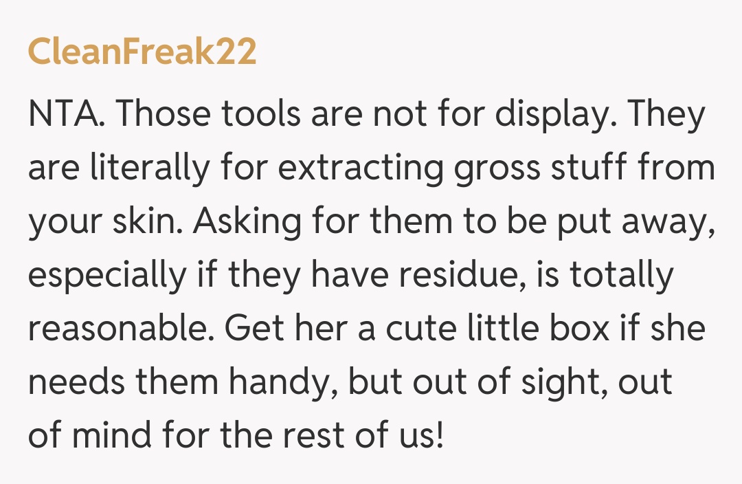 Comentariu de la CleanFreak22