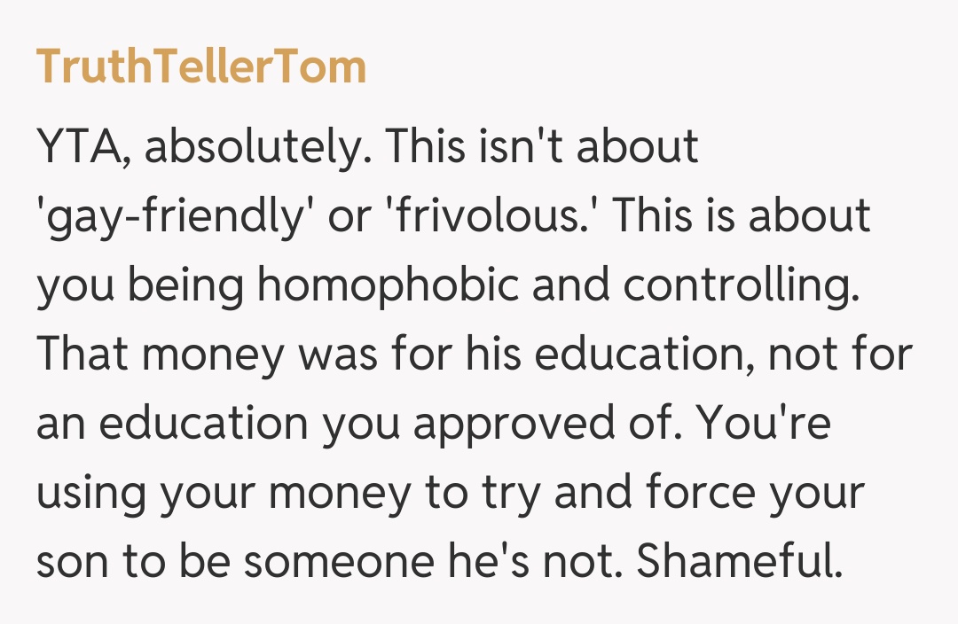 Comentariu de la TruthTellerTom