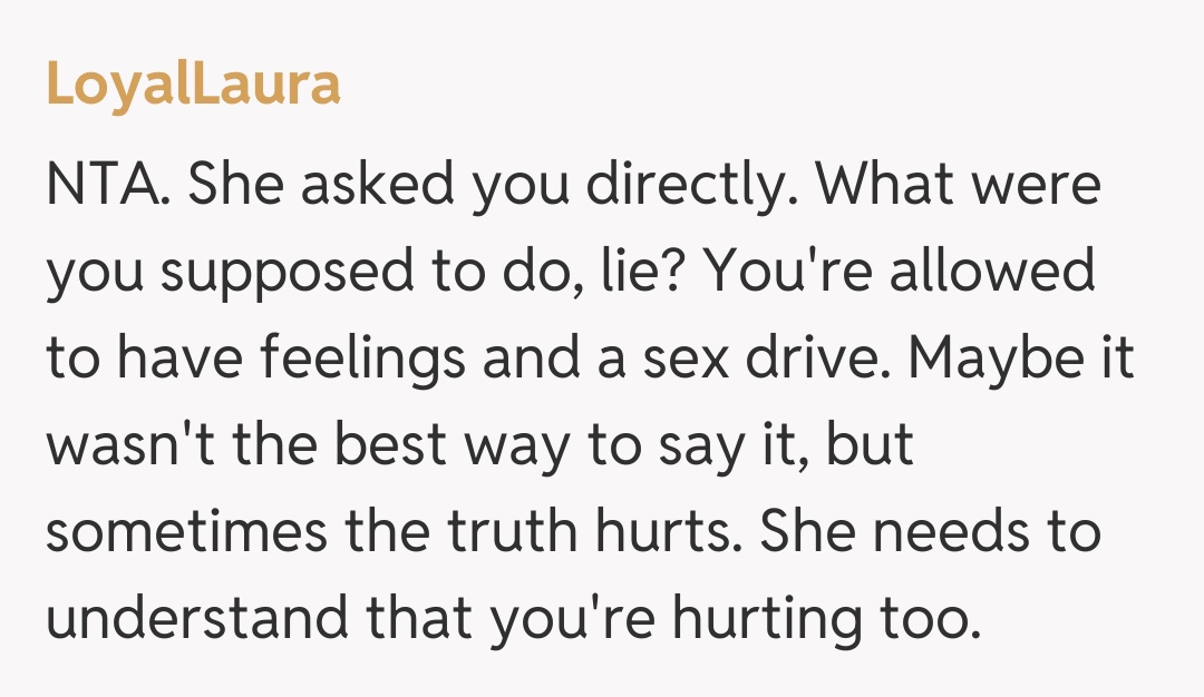 Comentariu de la LoyalLaura