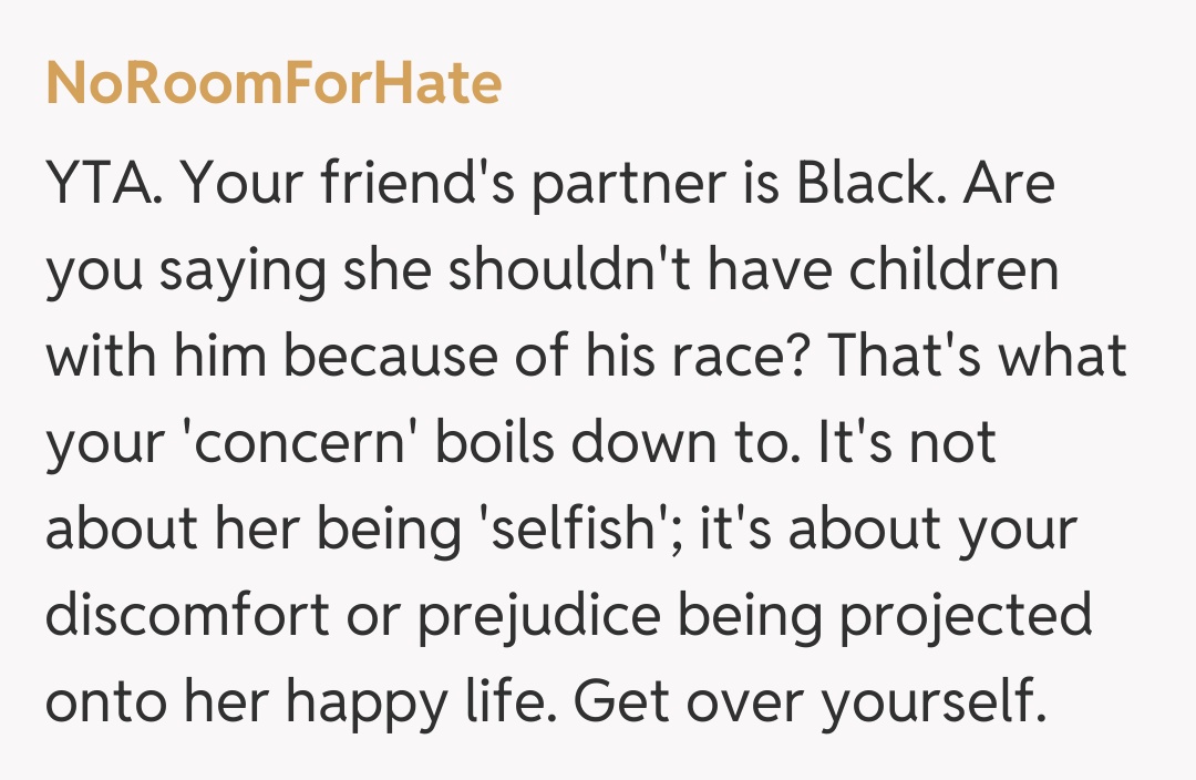 Comentariu de la NoRoomForHate