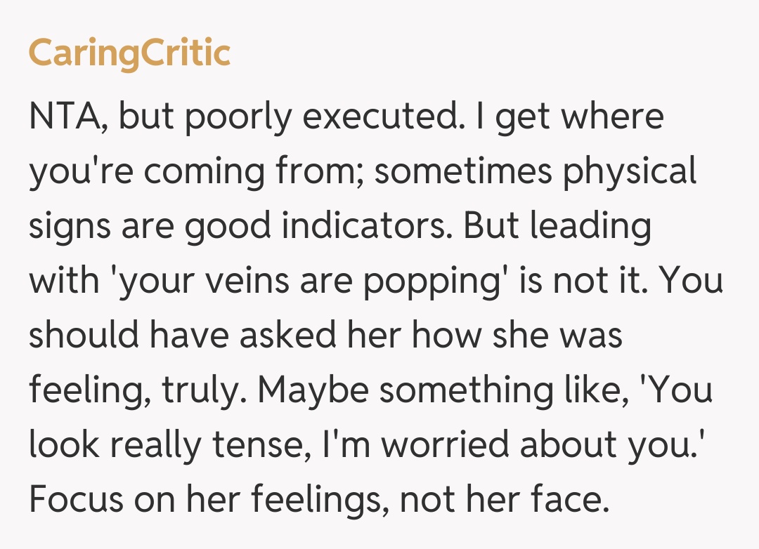 Comentariu de la CaringCritic