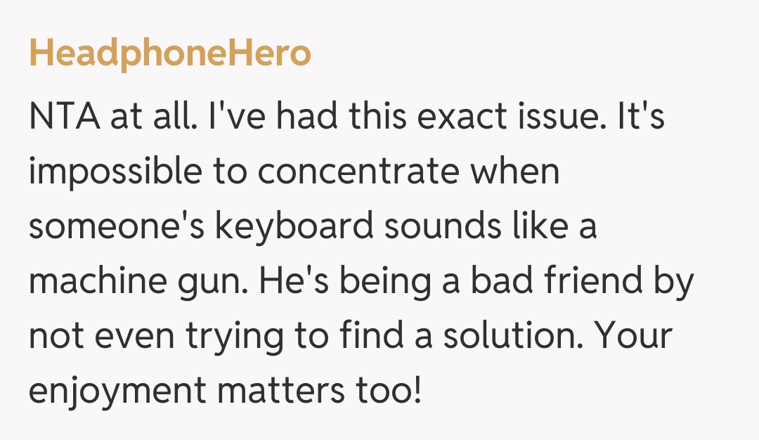 Comentariu de la HeadphoneHero
