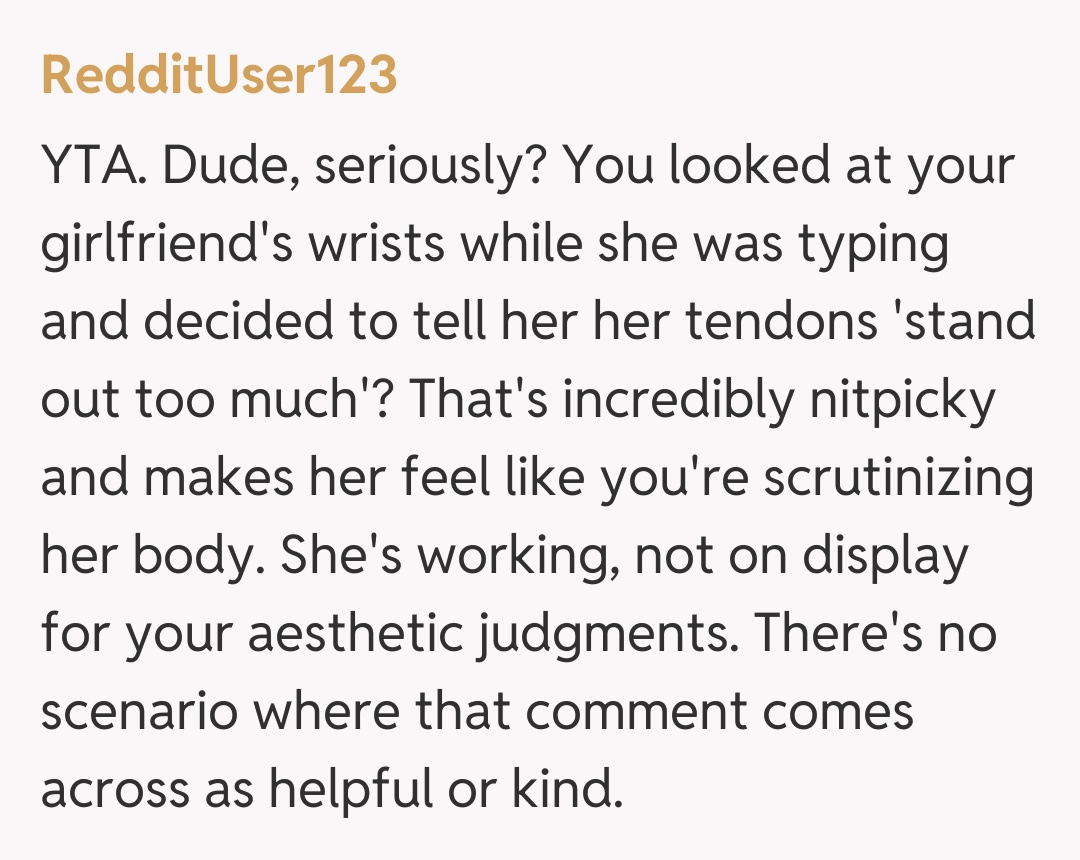 Comentariu de la RedditUser123