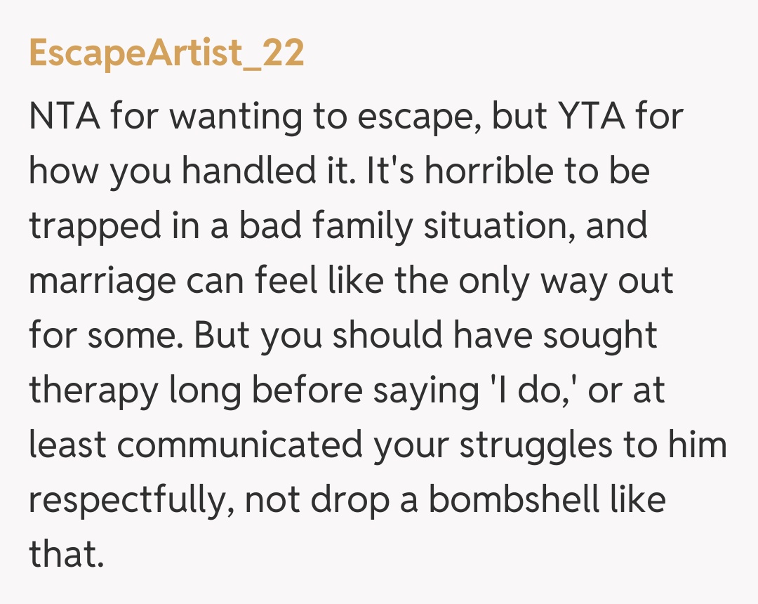 Comentariu de la EscapeArtist_22