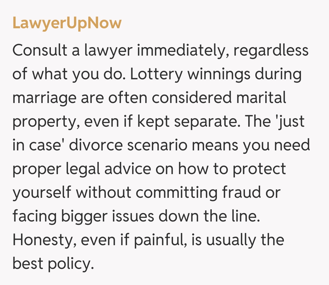 Comentariu de la LawyerUpNow