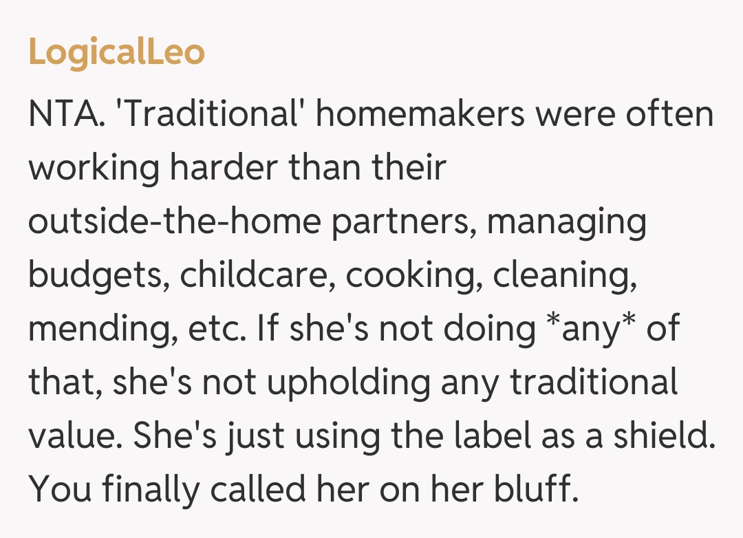 Comentariu de la LogicalLeo