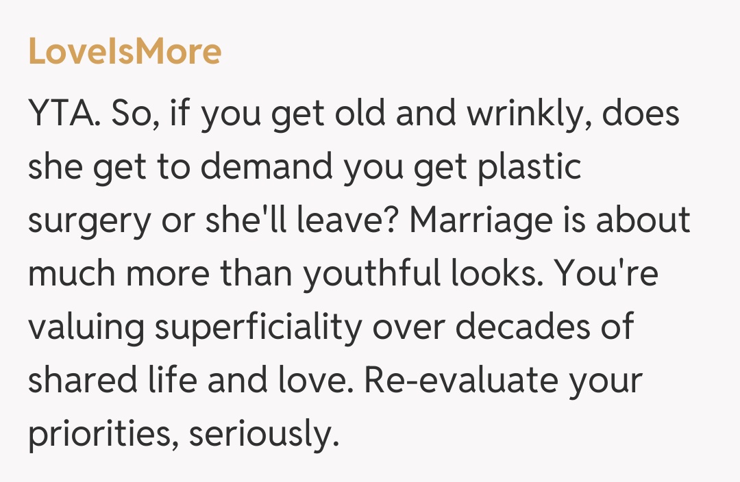 Comentariu de la LoveIsMore