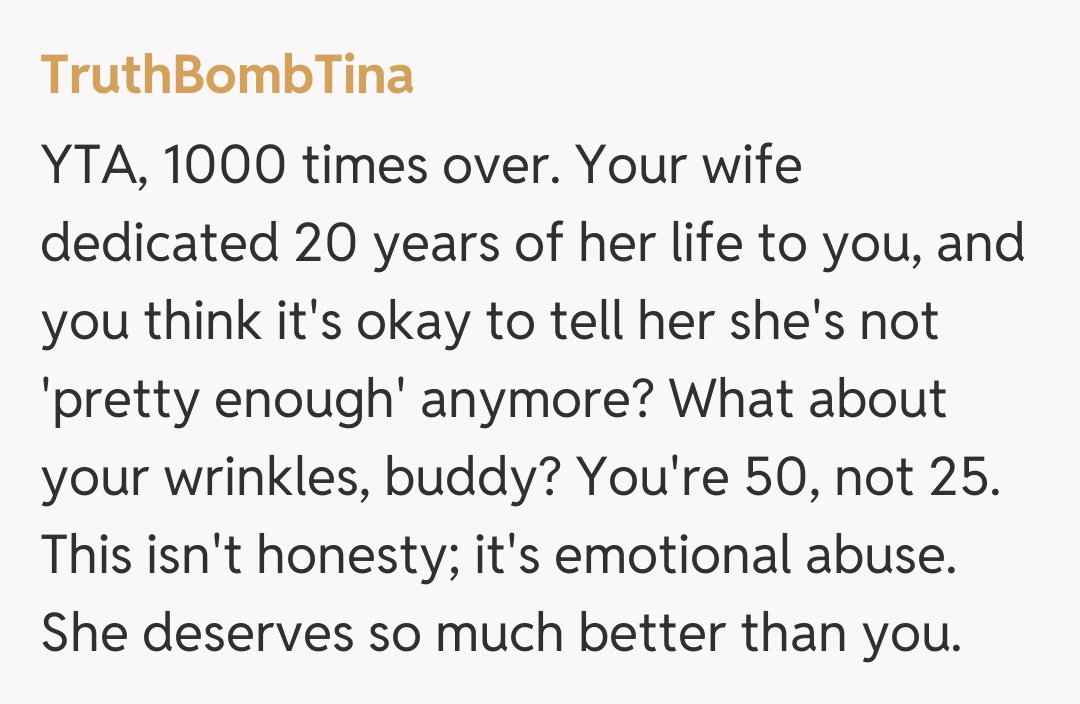 Comentariu de la TruthBombTina