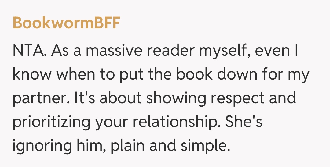 Comentariu de la BookwormBFF