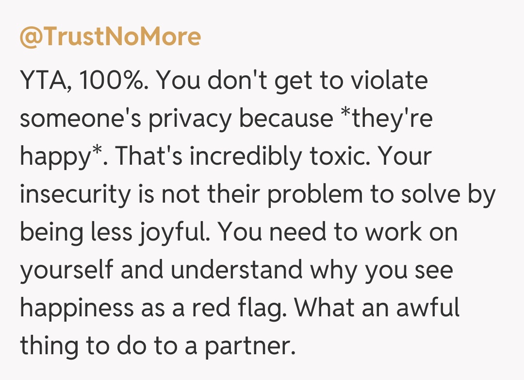 Comentariu de la @TrustNoMore