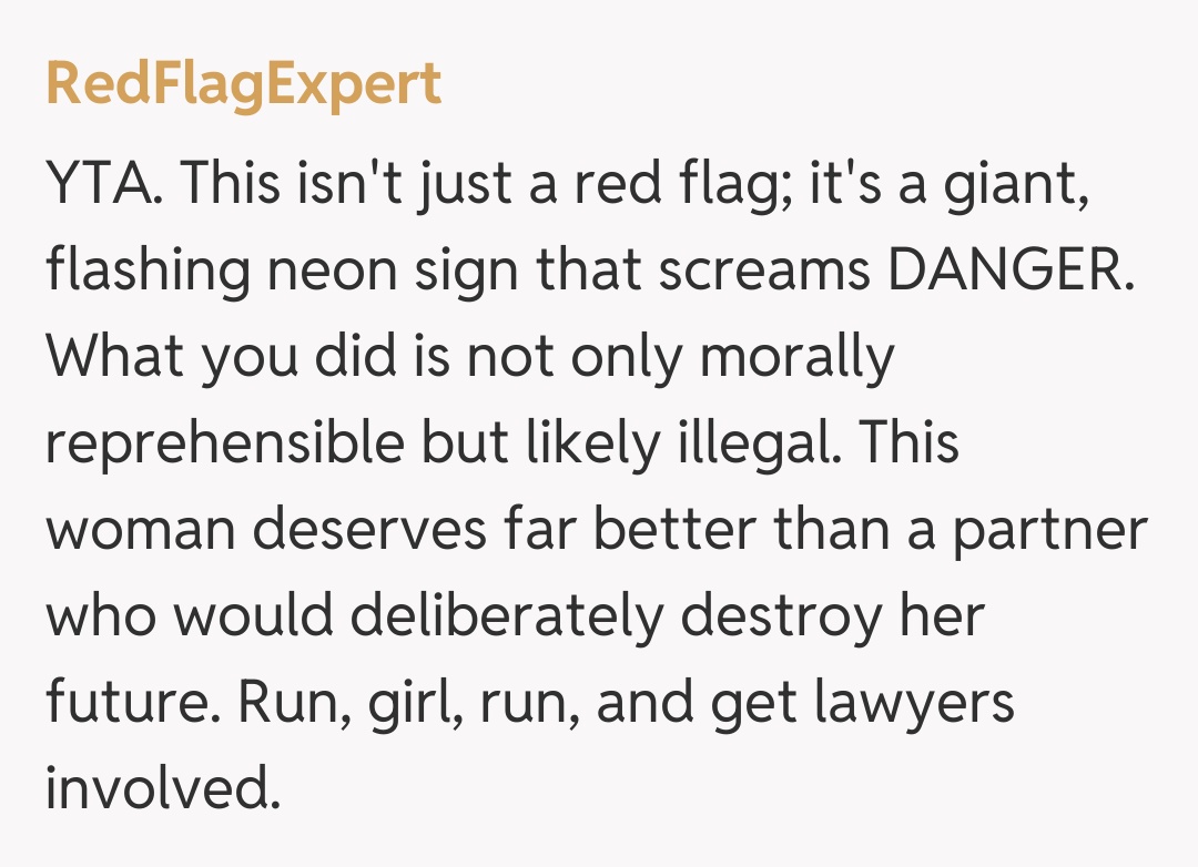 Comentariu de la RedFlagExpert