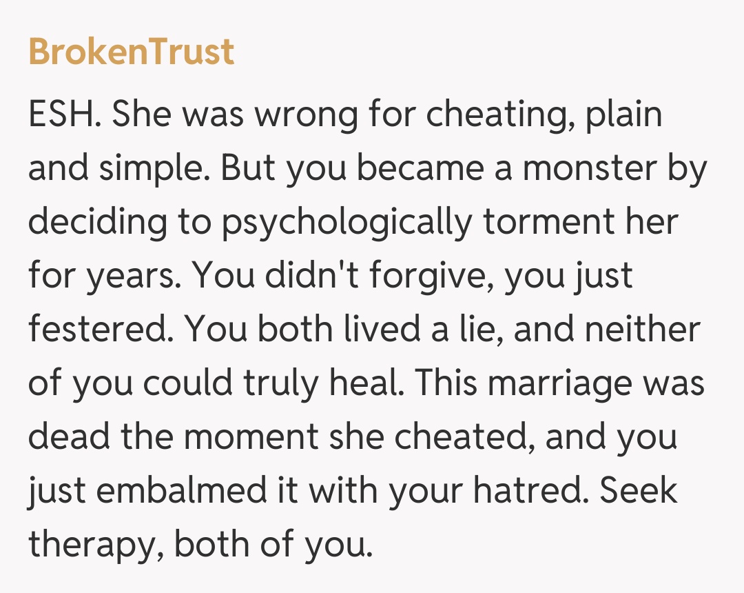 Comentariu de la BrokenTrust