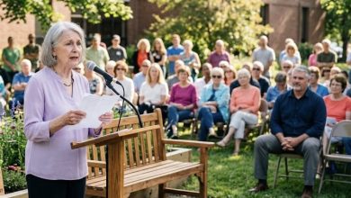 Photo of Thirty-One Years After I Stayed Silent, He Showed Up at the Library Garden